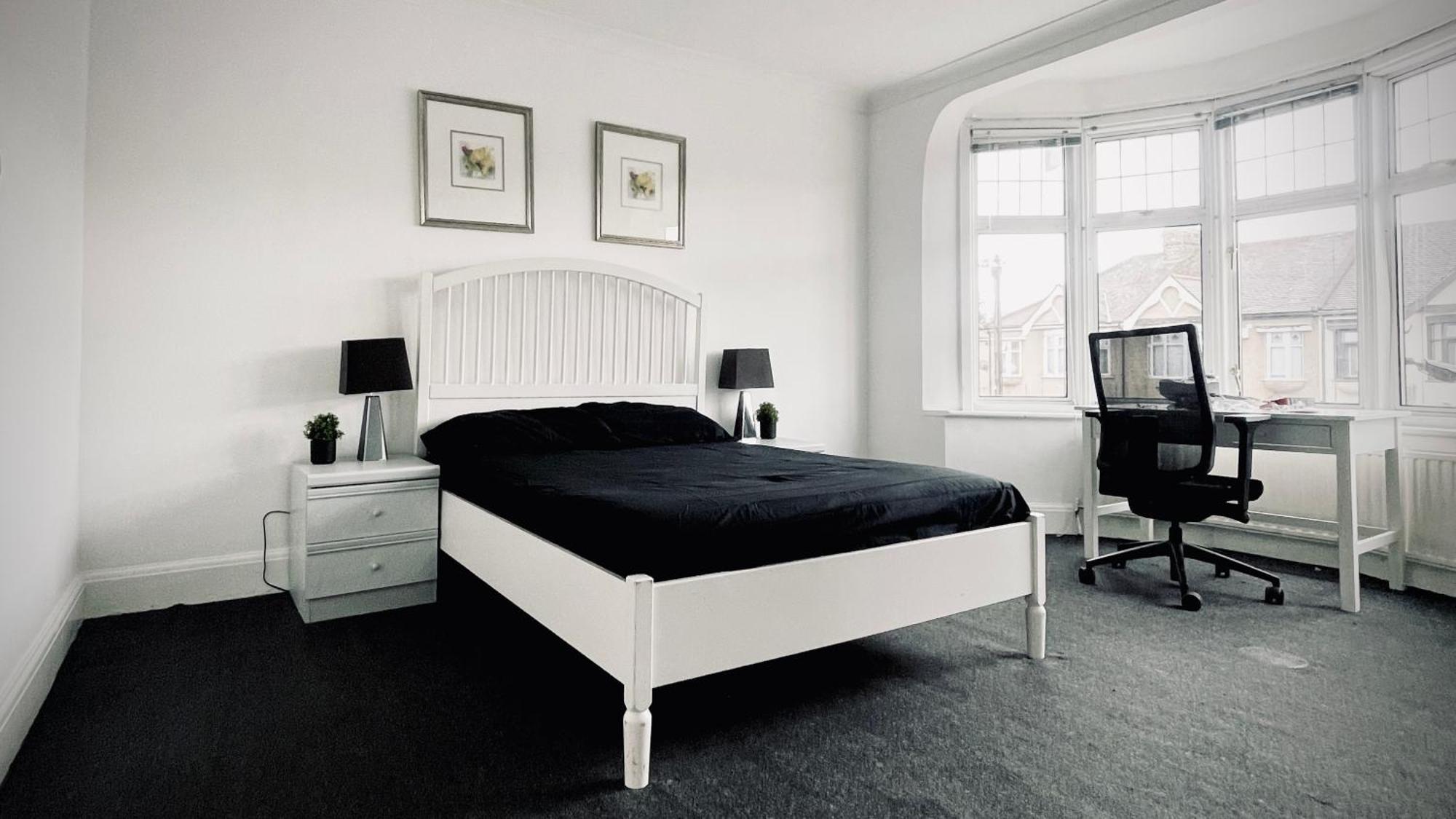 Cozy Private Rooms In Homestay Ilford Eksteriør billede